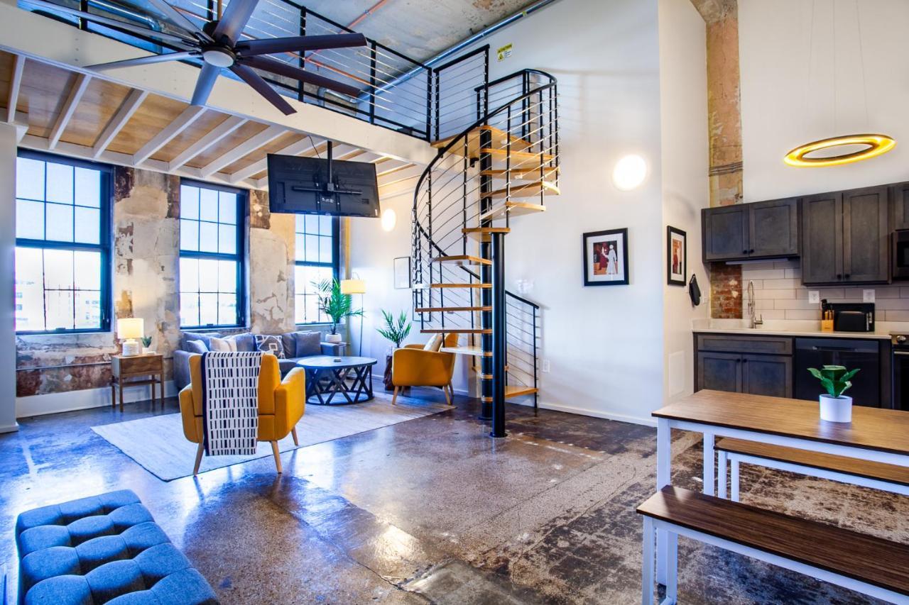 Sterchi Lofts Getaway - Downtown نوكسفيل المظهر الخارجي الصورة