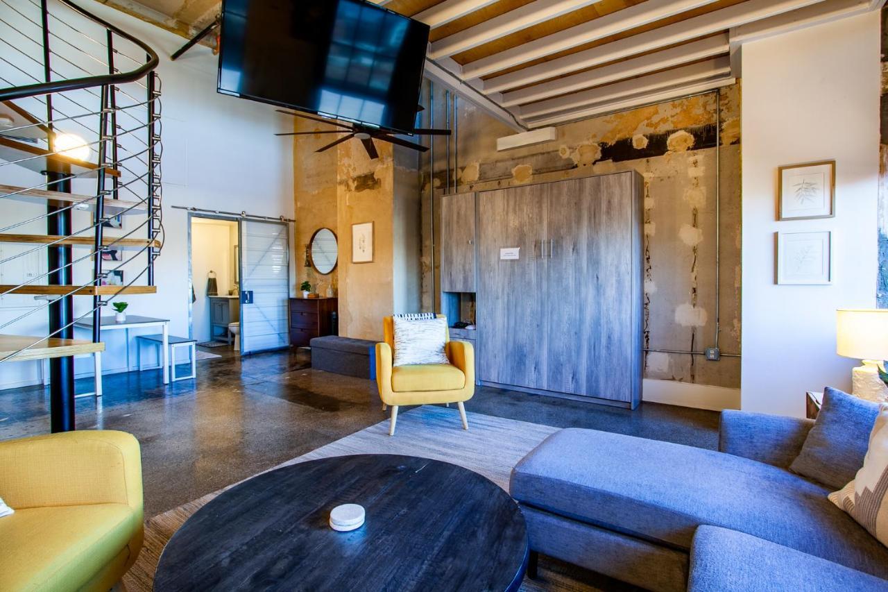 Sterchi Lofts Getaway - Downtown نوكسفيل المظهر الخارجي الصورة